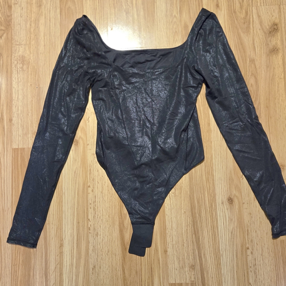 Lululemon Black Long Sleeve Bodysuit